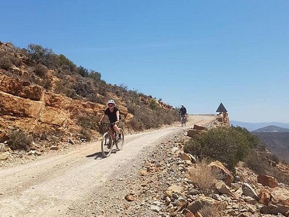 Red Mountain Ridge Karoo Oasis And Guest Farm Lejlighed Buffelskloof Eksteriør billede